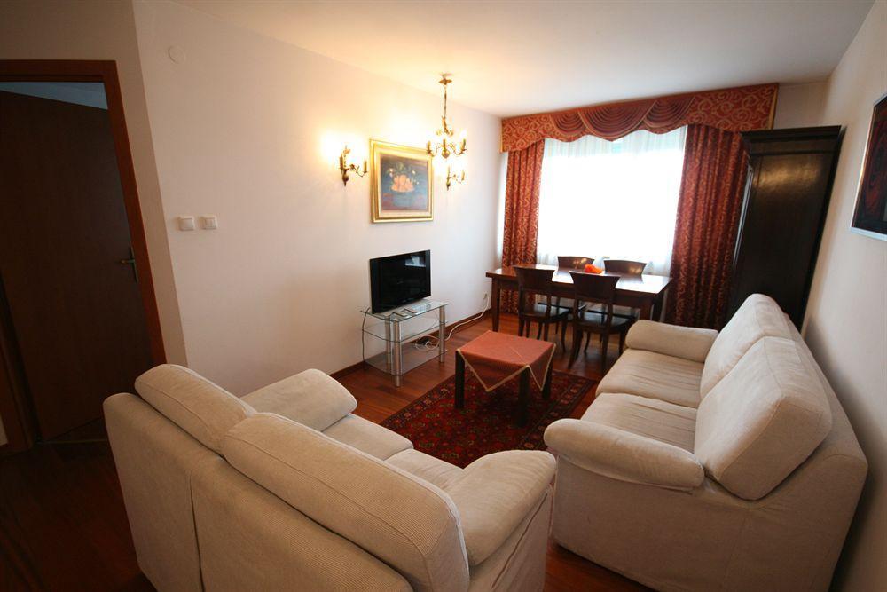 Lucka Residence Varşovia Exterior foto